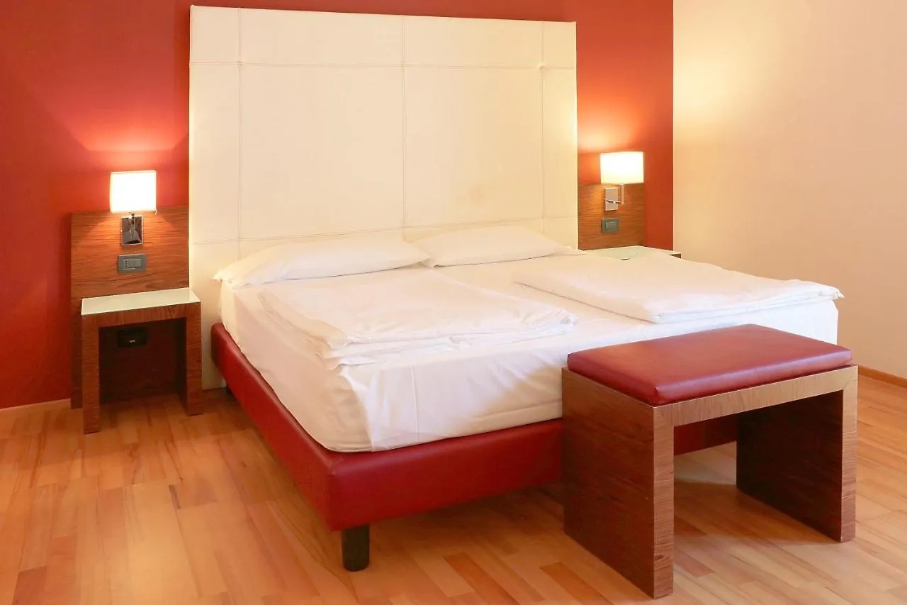 Hotel Lido Torri Del Benaco