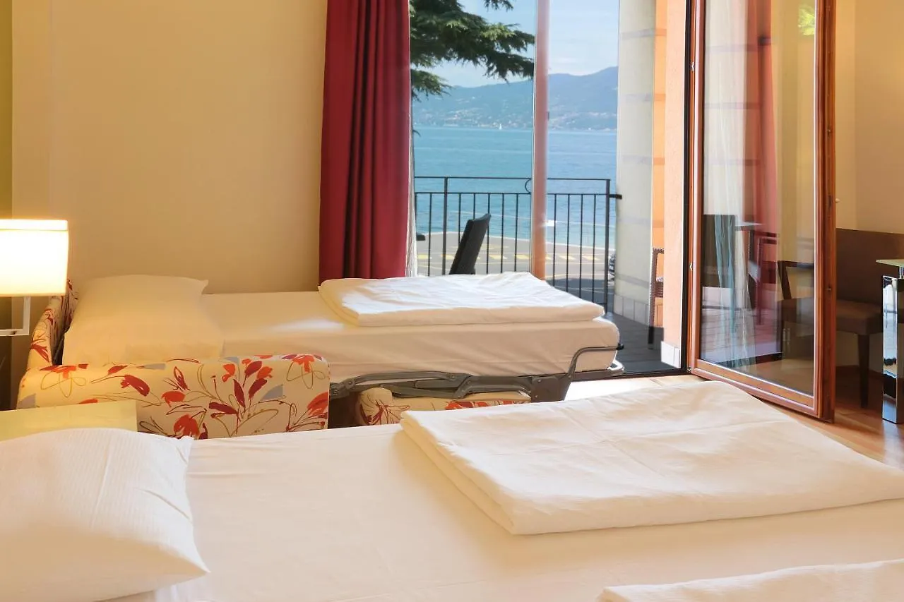 Hotel Lido Torri Del Benaco Italy