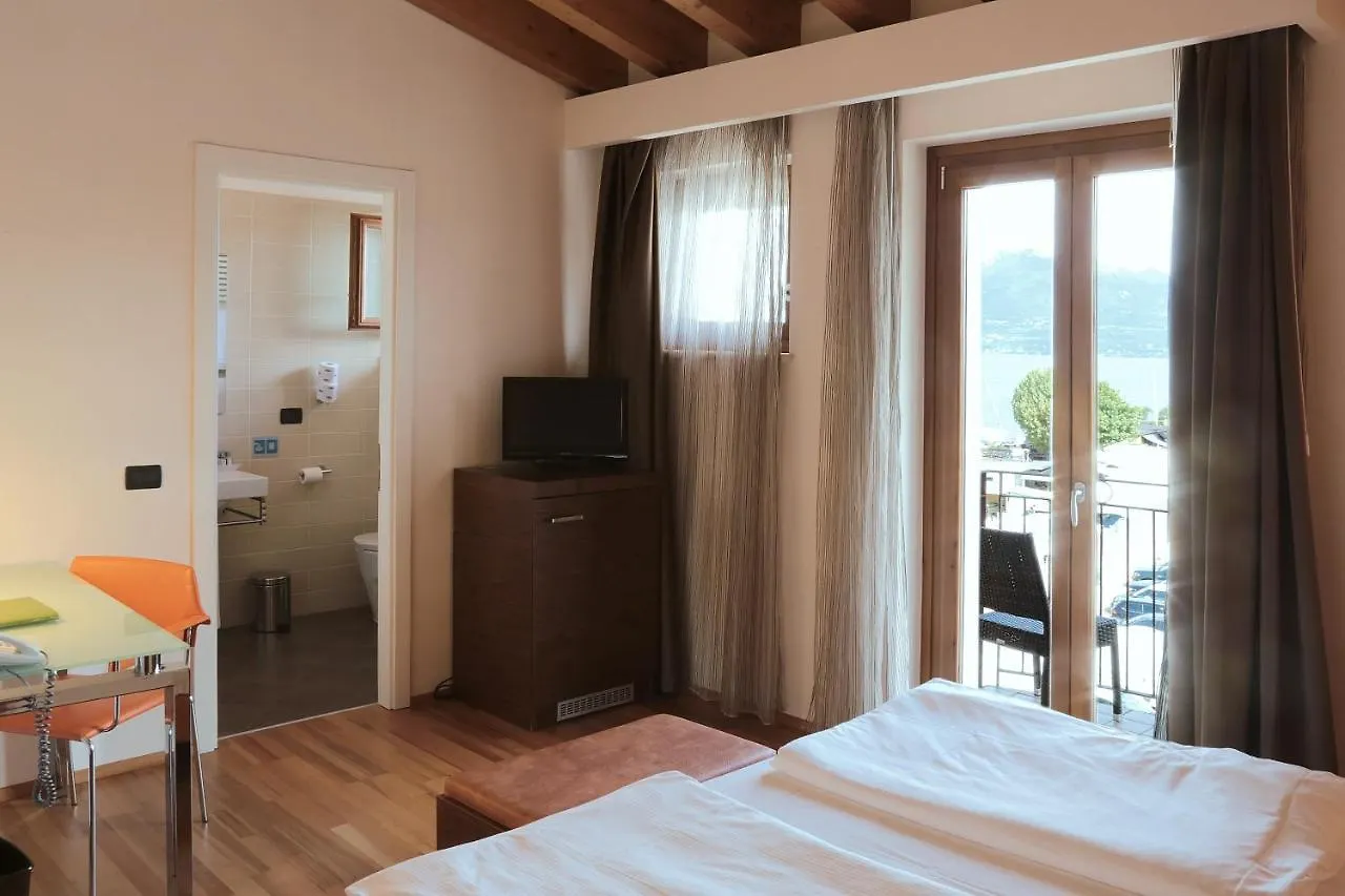 Hotel Lido Torri del Benaco