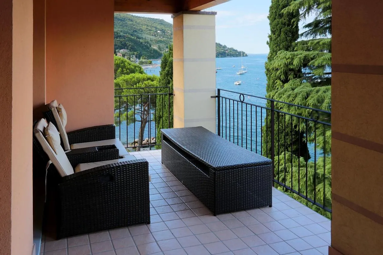 Hotel Lido Torri del Benaco 3*,  Olaszország