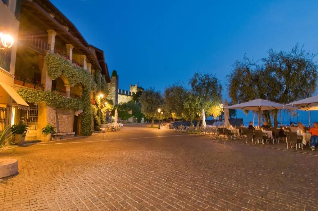 Hotel Lido Torri del Benaco