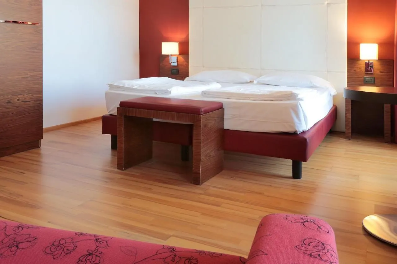 Hotel Lido Torri Del Benaco