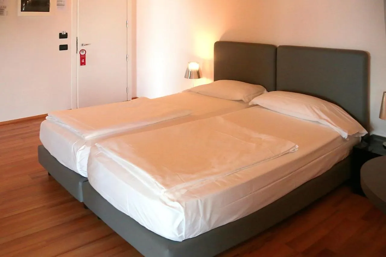 Hotel Lido Torri Del Benaco